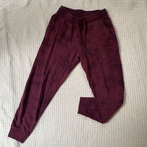 3/$15 Tie dye maroon old navy joggers